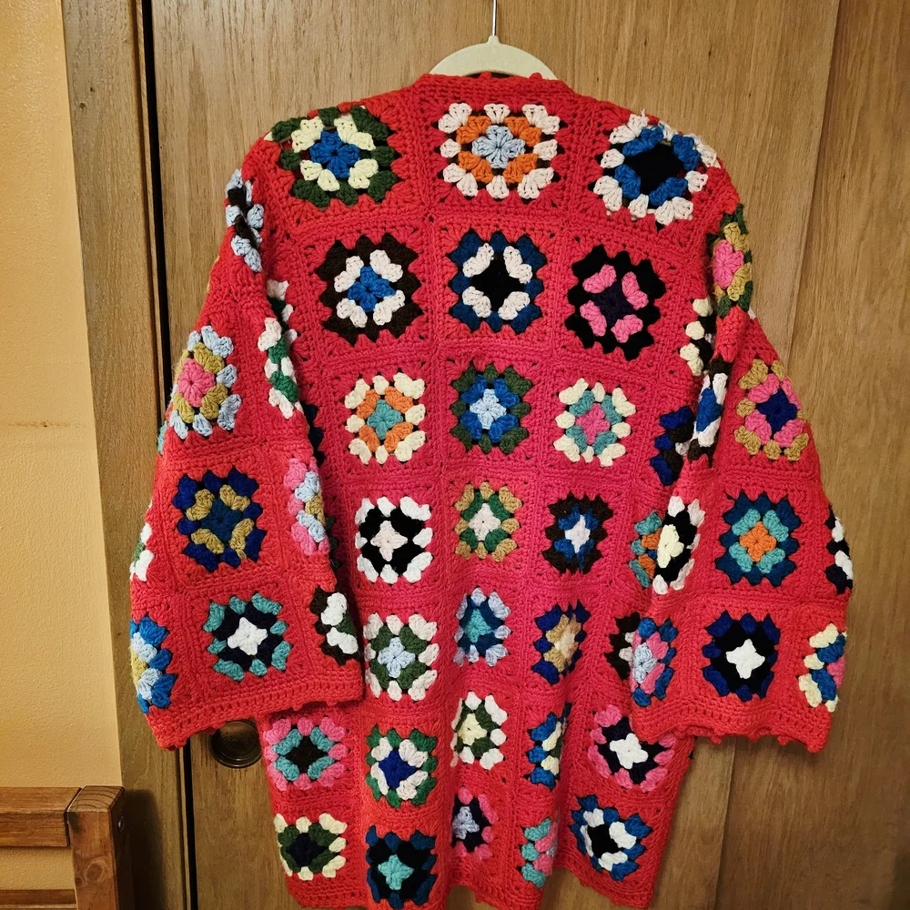 Handmade Crochet Cardigan Sweater XL Granny Square Vintage Red Multicolor - Picture 2 of 13